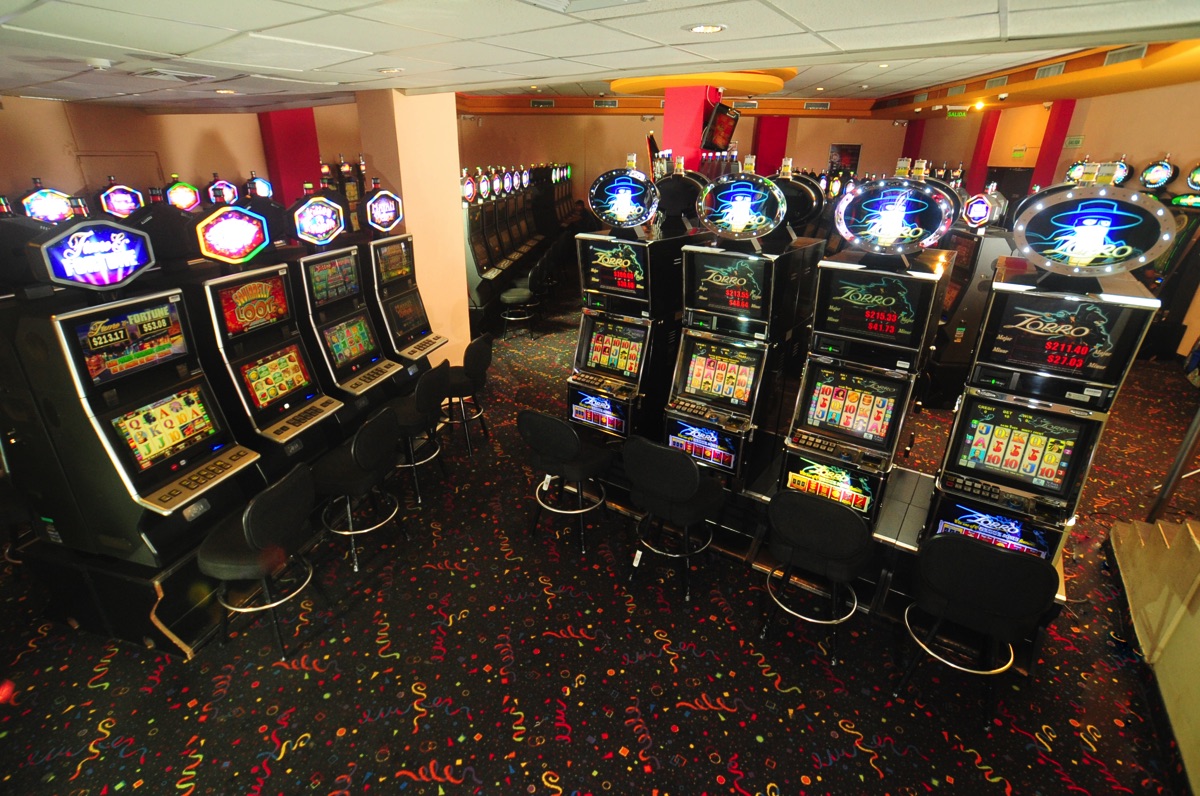 Fantastic casino albrook